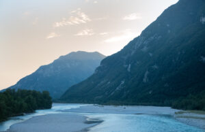 Der Tagliamento einer der letzten wilden Alpenflüsse am Alpe Adria Radweg