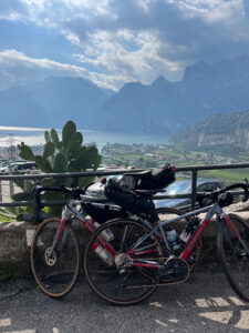 Blick auf den Gardasee nach der Transalp