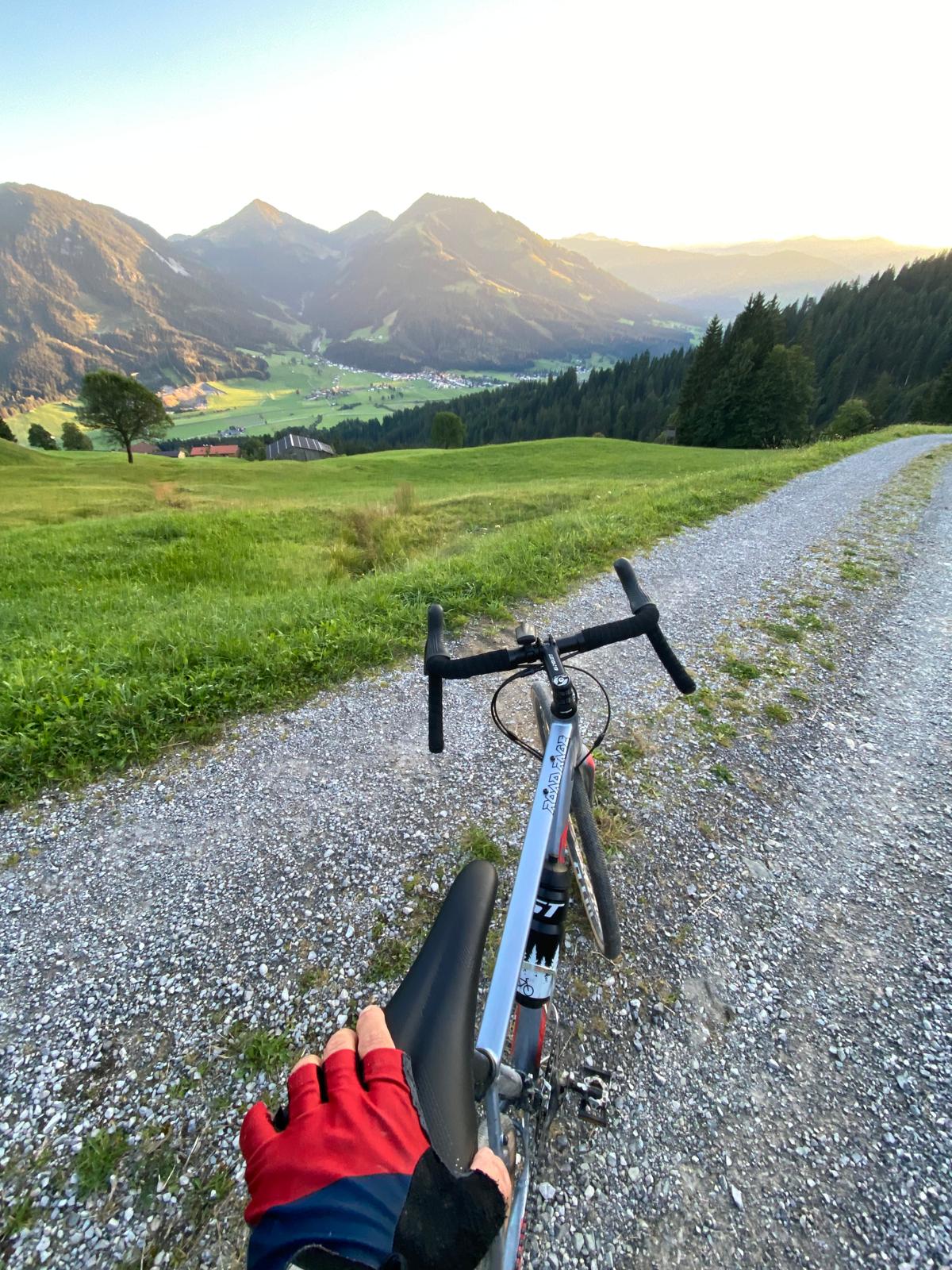Biketour über den Sonnberg. Fahrradtour mit dem Gravelbike im Brixental.
