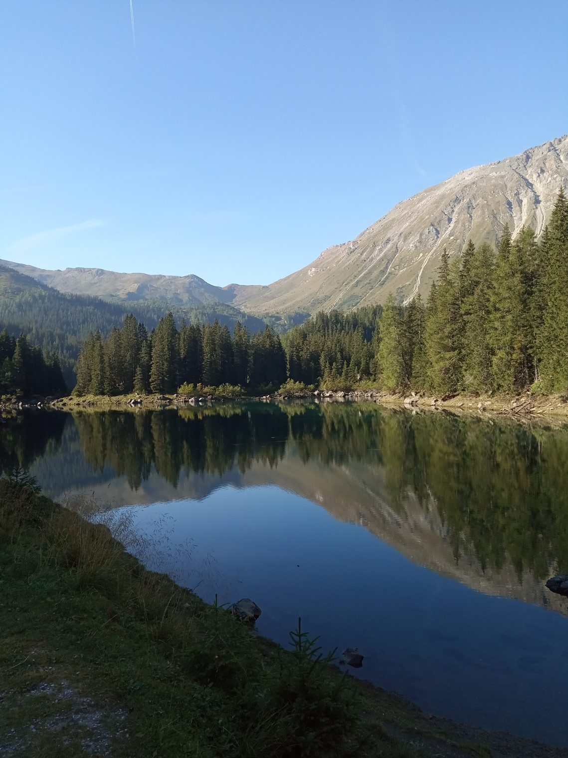 Der Obernberger See kurz vor der Grenze zu Italien auf der Transalp mit dem MTB Der Obernberger See kurz vor der Grenze zu Italien auf der Transalp mit dem MTB