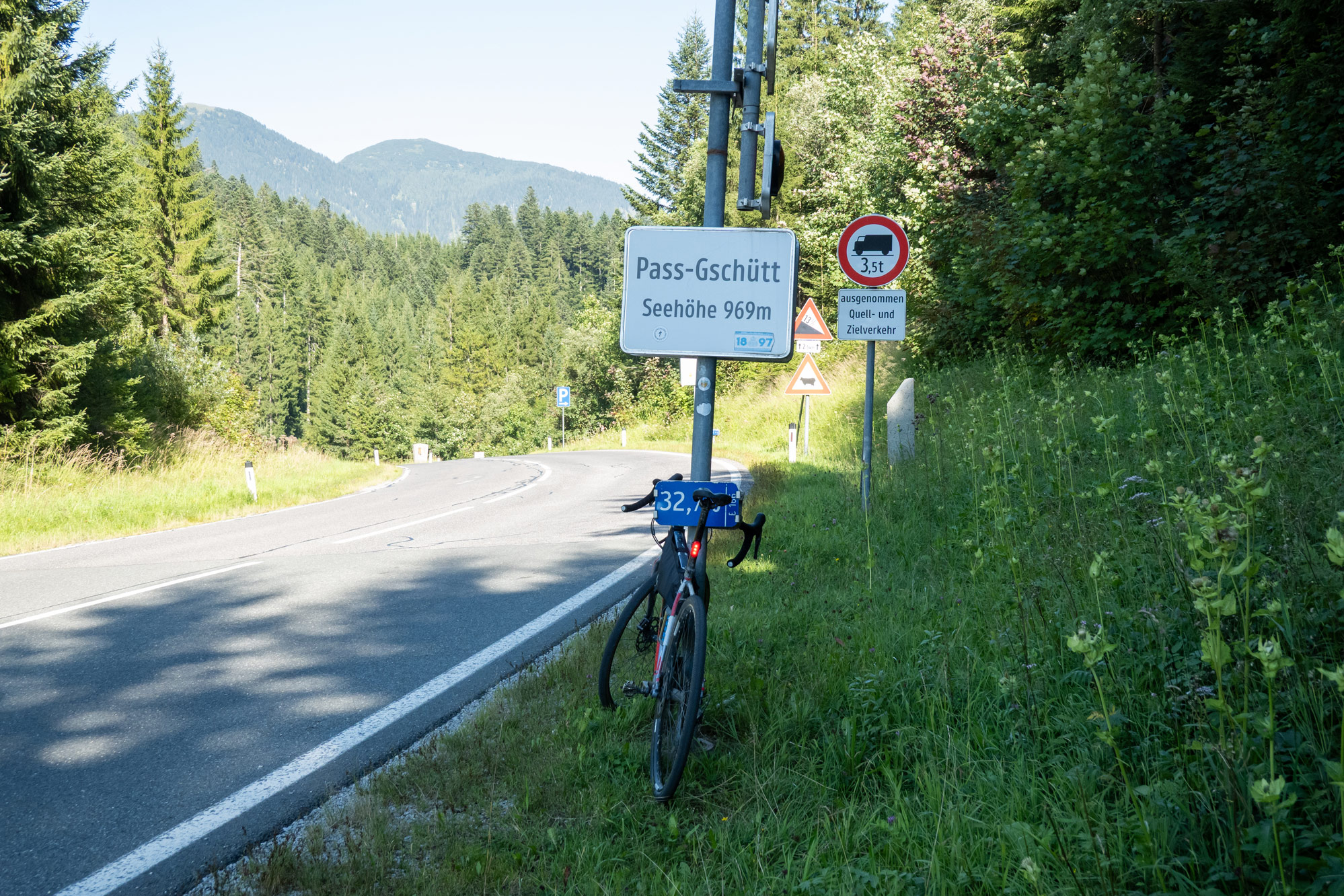 Pass Gschütt mit dem Rad