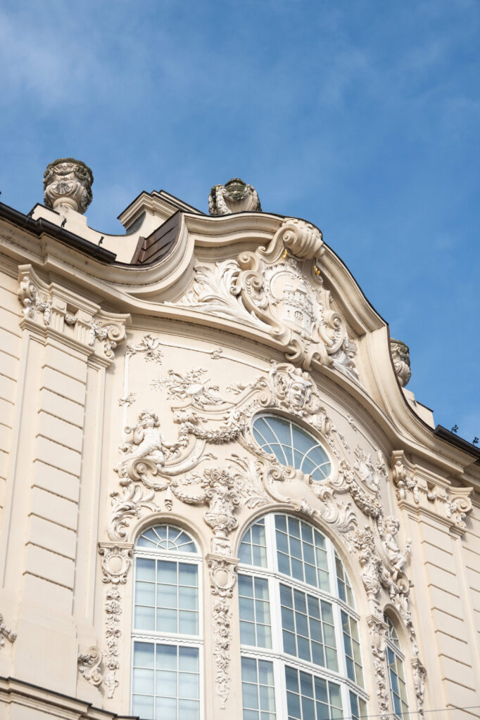 Eine Fassade aus der Jahrhundertwende in Bratislava